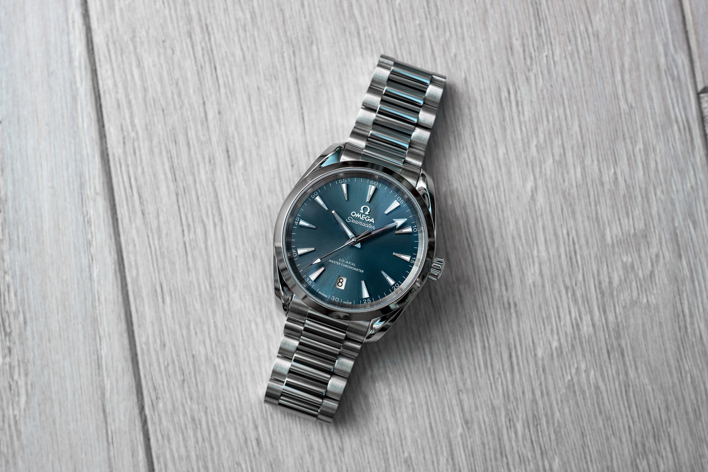 Hands-On The Vivid and Easy-Wearing New 34 and 38mm UK Best Replica Omega Aqua Terras