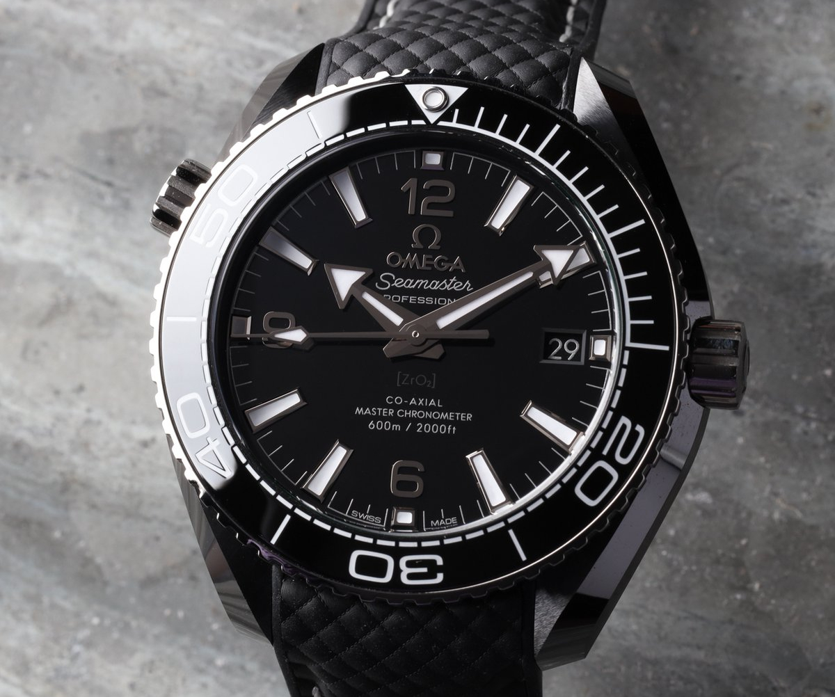 The UK Cheap Omega Planet Ocean 600M Stealth-Black 39.5mm Diver Radiates Understated Cool