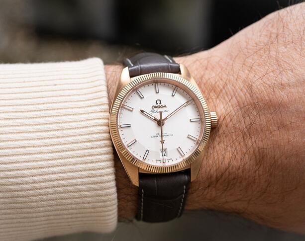 The AAA Cheap Fake Watches UK You Will Be Wearing This Christmas — Festive Picks From Rolex And Omega